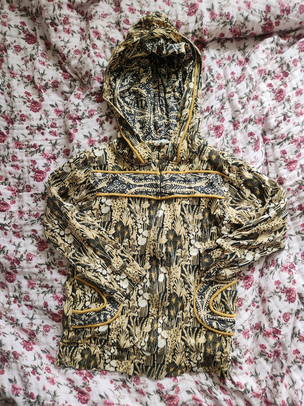 kate quinn Yellow and Black Floral Hooded Jacket